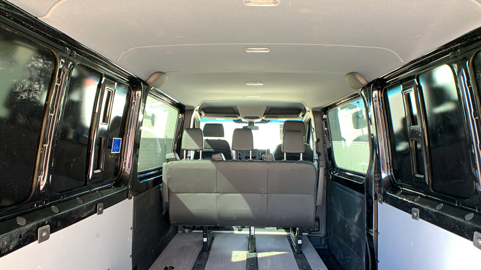 Used 2025 Mercedes-Benz Sprinter 2500 image 27