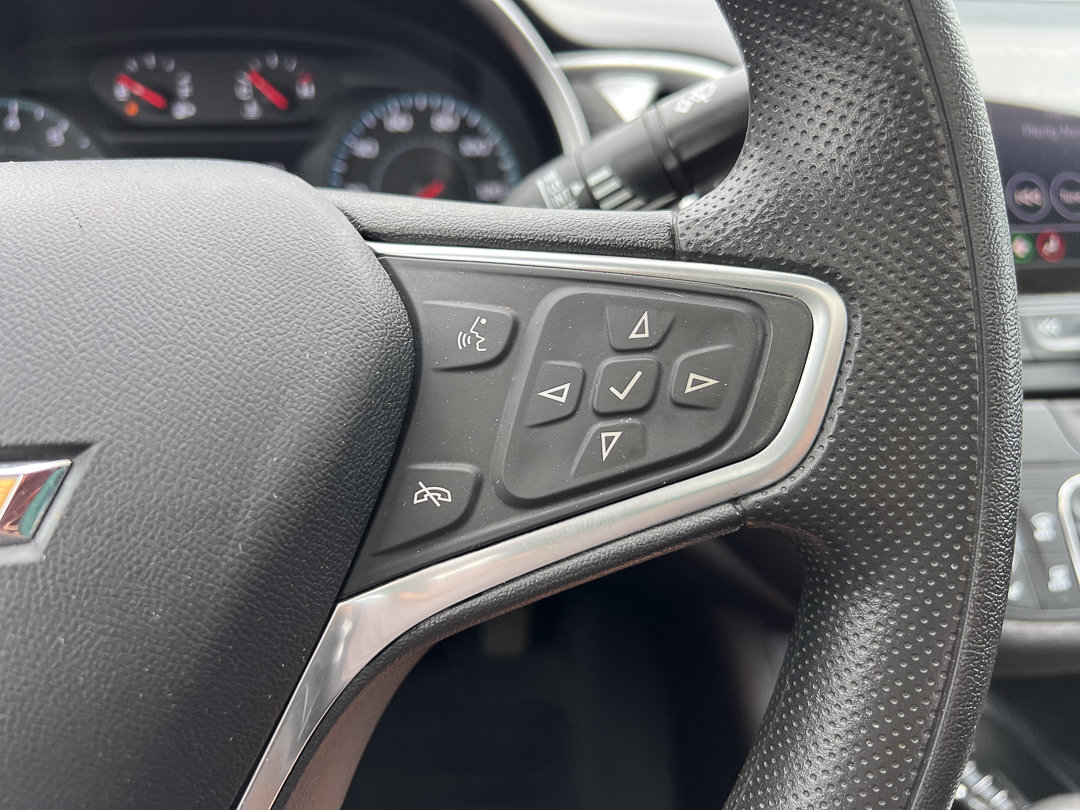 Used 2023 Chevrolet Malibu LT w/ Driver Confidence Package FWD image 19