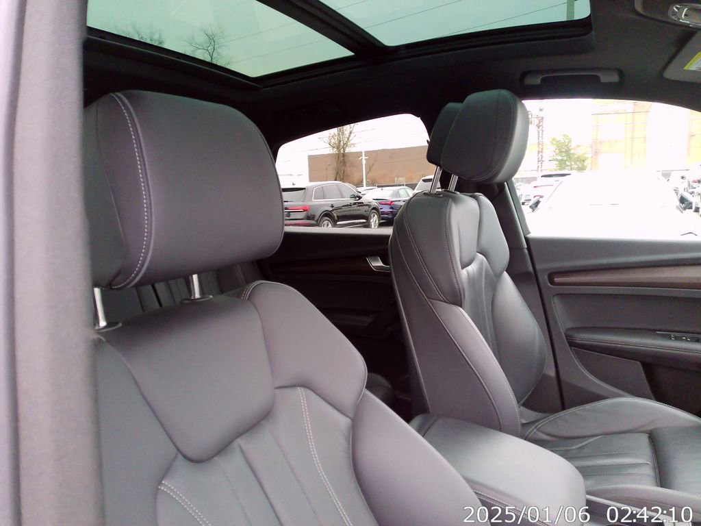 Certified 2023 Audi Q5 2.0T Premium Plus w/ Premium Plus Package image 33