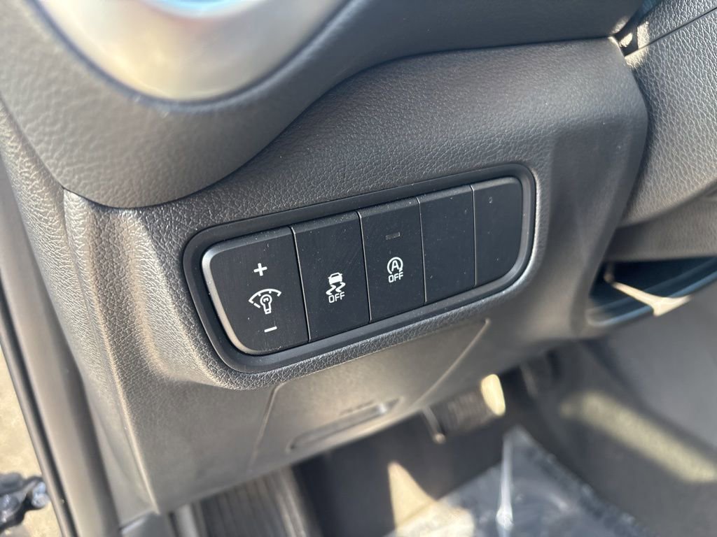 Used 2023 Kia Soul LX image 22