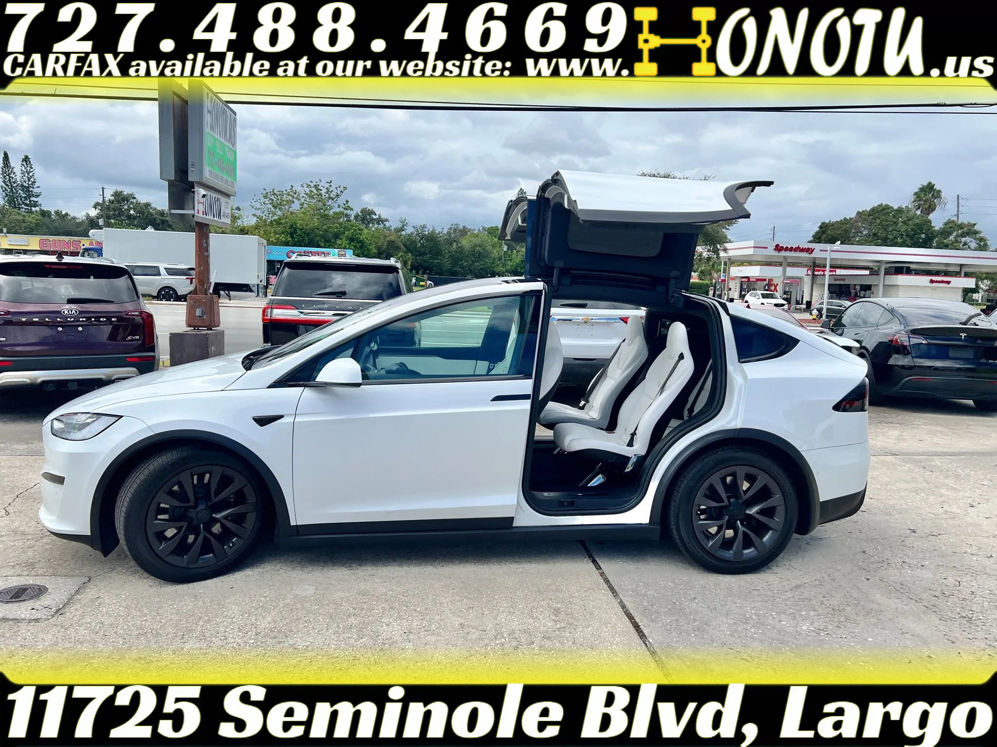 Used 2022 Tesla Model X Plaid image 4