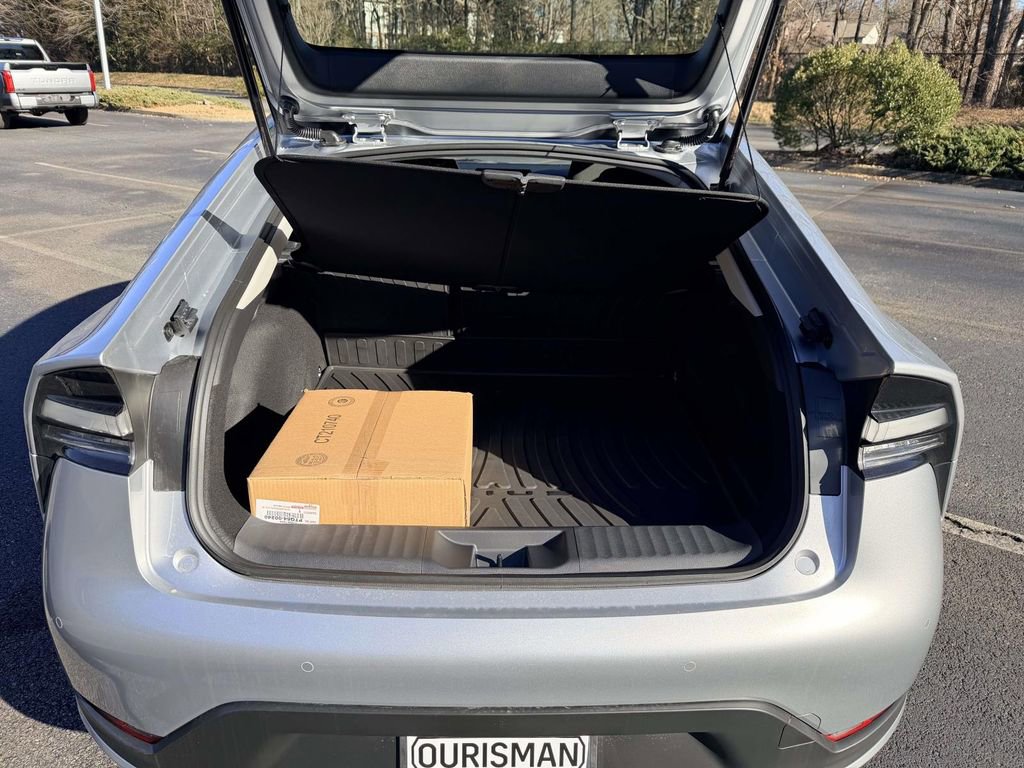 New 2026 Toyota Prius Plug-In Hybrid FWD image 14