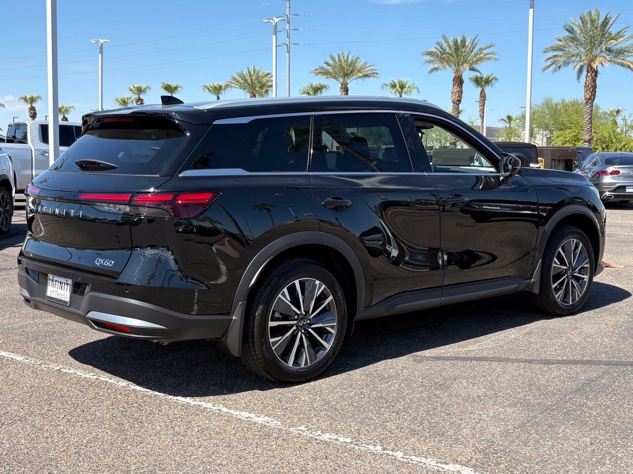 New 2027 INFINITI QX60 Luxe w/ Cargo Package FWD image 6