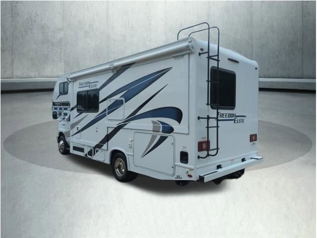 Used 2023 Ford E-450 and Econoline 450 Super Duty w/ Motorhome Prep Package image 5