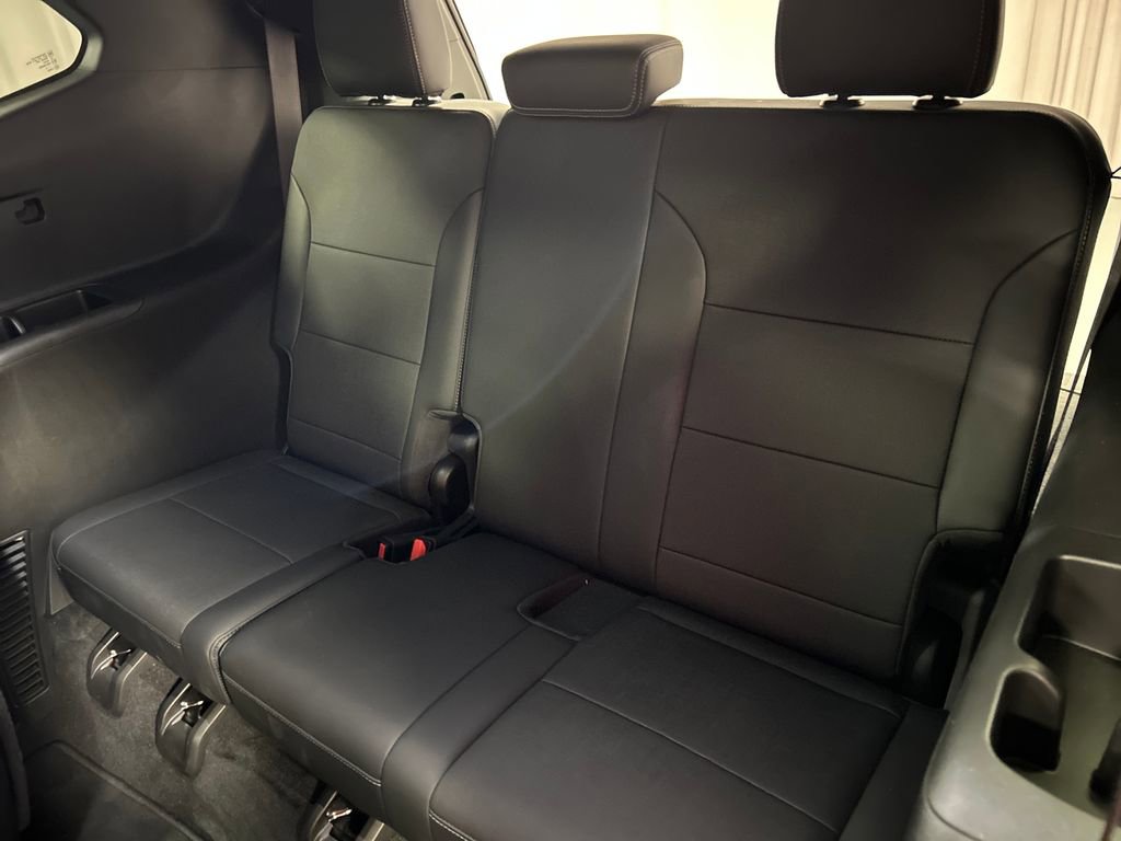 Used 2025 Buick Enclave Preferred image 25