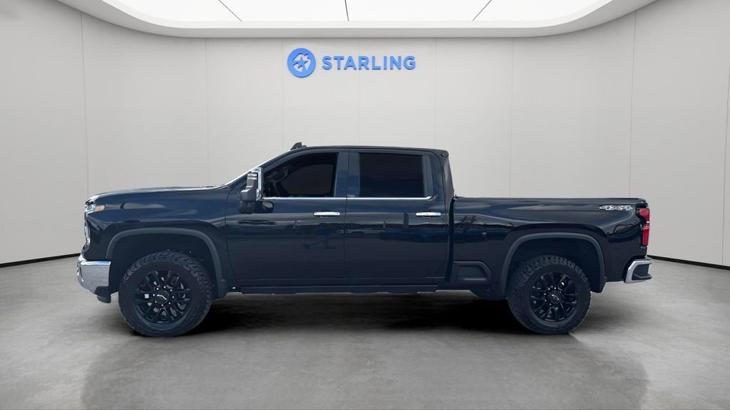 Certified 2025 Chevrolet Silverado 2500 LTZ w/ LTZ Premium Package image 9