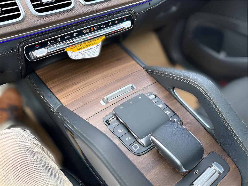 New 2026 Mercedes-Benz GLS 580 4MATIC image 20