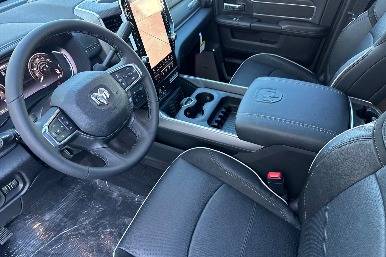 New 2026 RAM 3500 Laramie AWD/4WD image 3