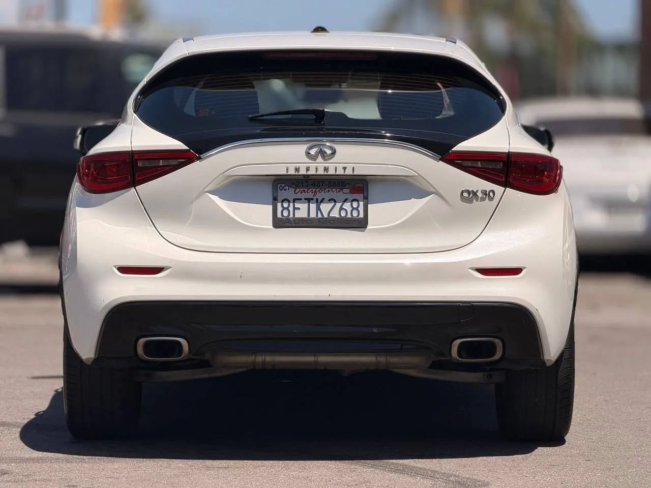 Used 2018 INFINITI QX30 FWD image 16