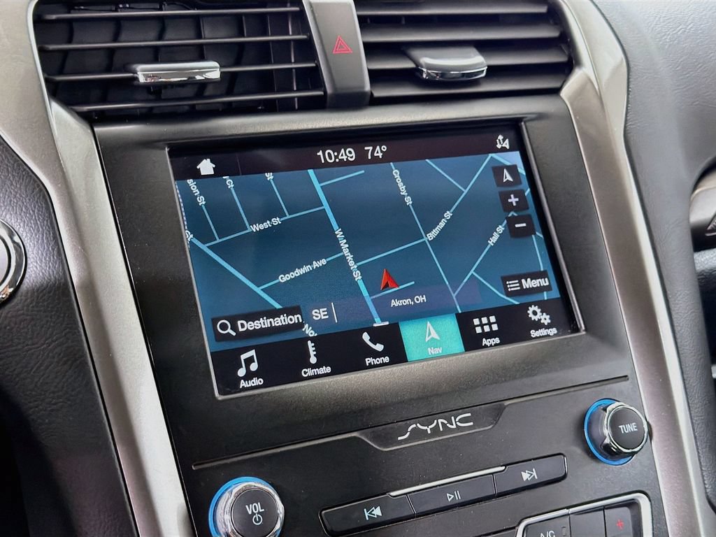 Used 2019 Ford Fusion SE FWD image 15