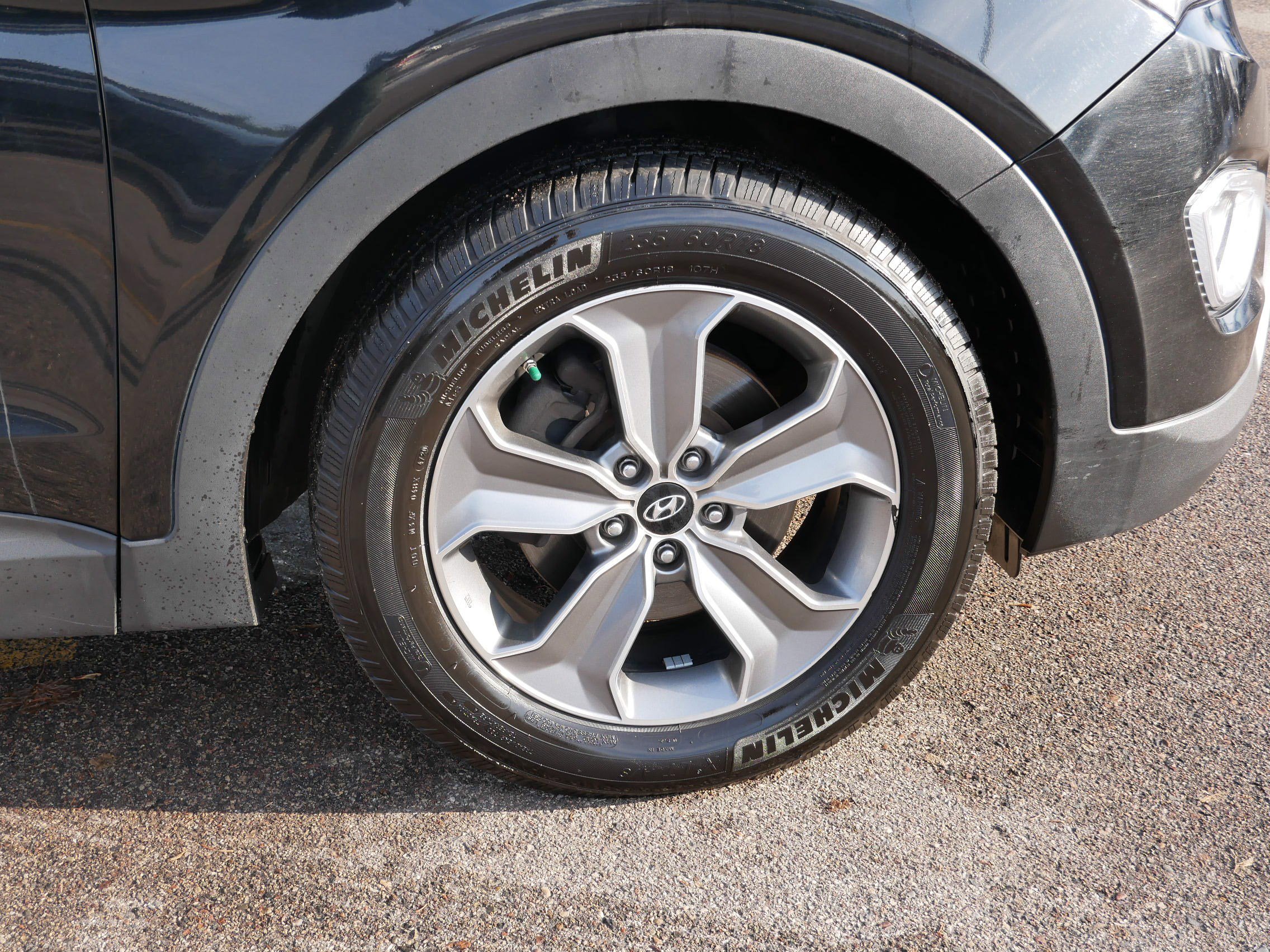 Used 2016 Hyundai Santa Fe SE image 14