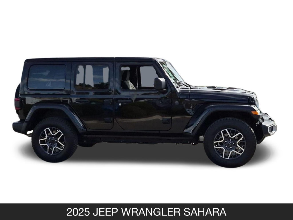 Used 2025 Jeep Wrangler Unlimited Sahara AWD/4WD image 6