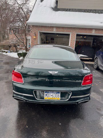 Used 2022 Bentley Flying Spur W12 image 8