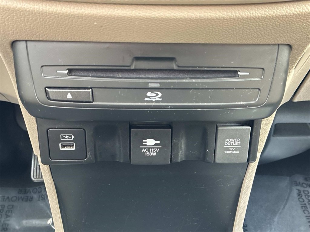 Used 2023 Honda Odyssey Touring image 25