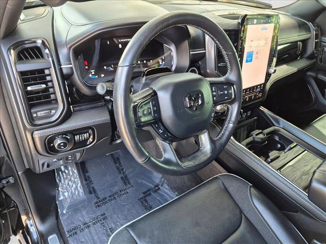 Used 2025 RAM 1500 Limited AWD/4WD image 10