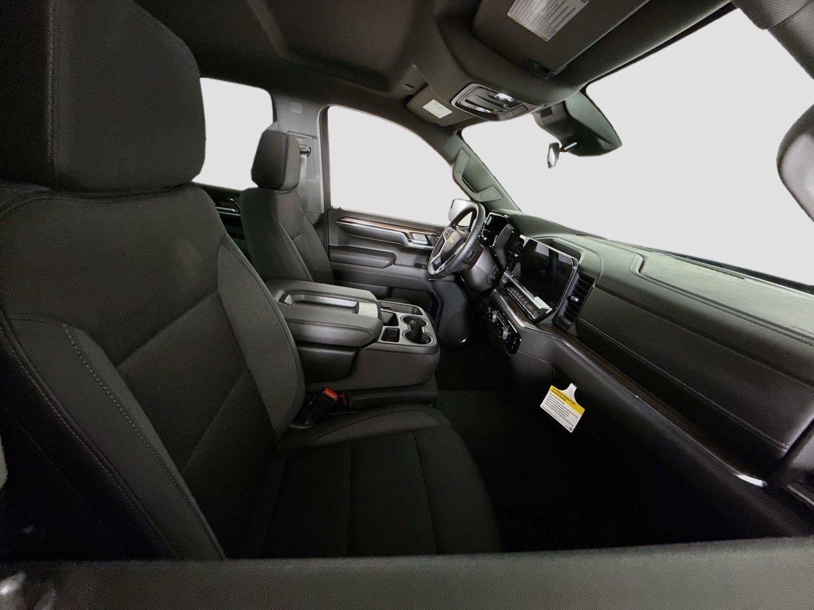 Used 2024 Chevrolet Silverado 1500 LT AWD/4WD image 20