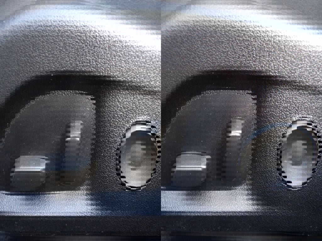 Used 2023 Cadillac CT4 Luxury w/ Sun And Sound Package image 13