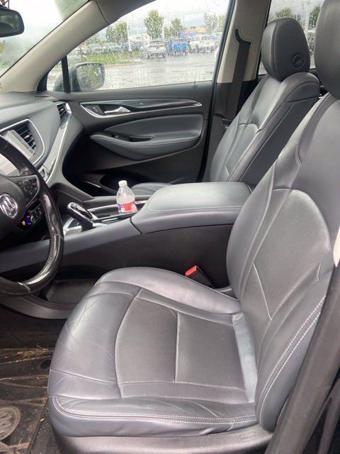 Used 2018 Buick Enclave Premium w/ Experience Buick Package FWD image 7