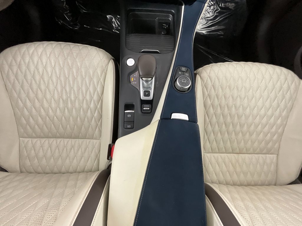 Used 2019 INFINITI QX50 Essential w/ Sensory Package image 14