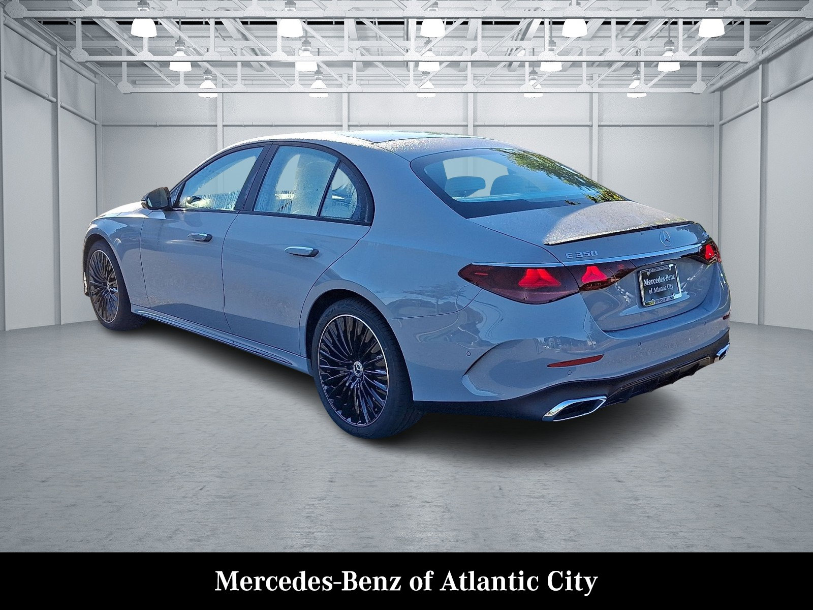 New 2026 Mercedes-Benz E 350 4MATIC Sedan image 3