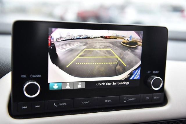 Used 2023 Honda HR-V LX image 10