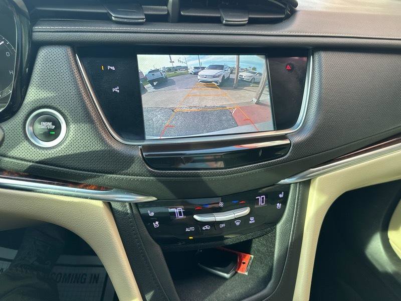 Used 2017 Cadillac XT5 Premium Luxury w/ Driver Assist Package image 16