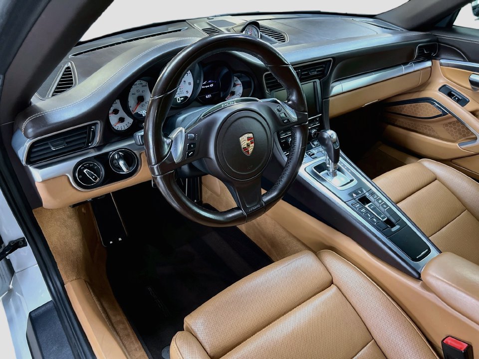 Used 2015 Porsche 911 Targa 4S AWD/4WD image 4