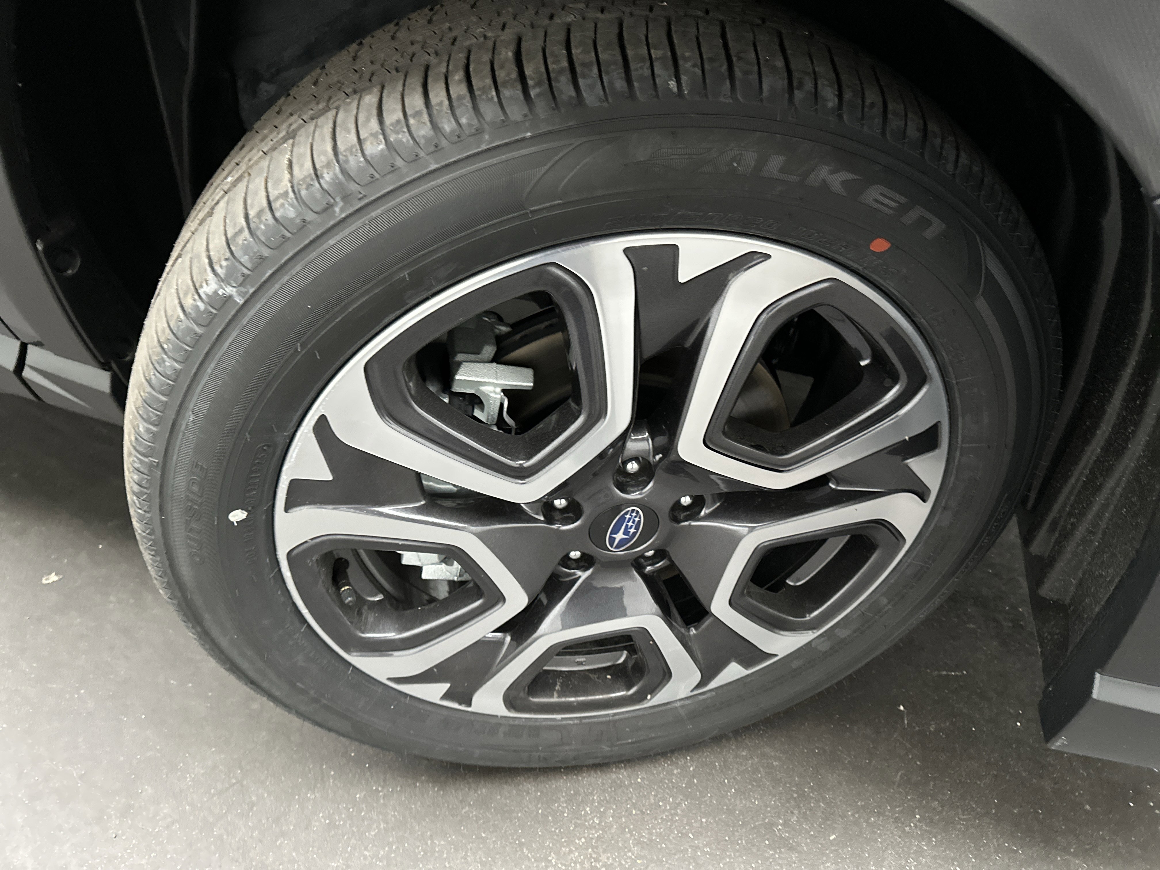 New 2025 Subaru Ascent Limited w/ Popular Package #2 image 11