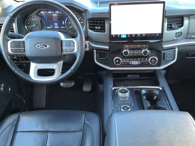Used 2024 Ford Expedition XLT image 12