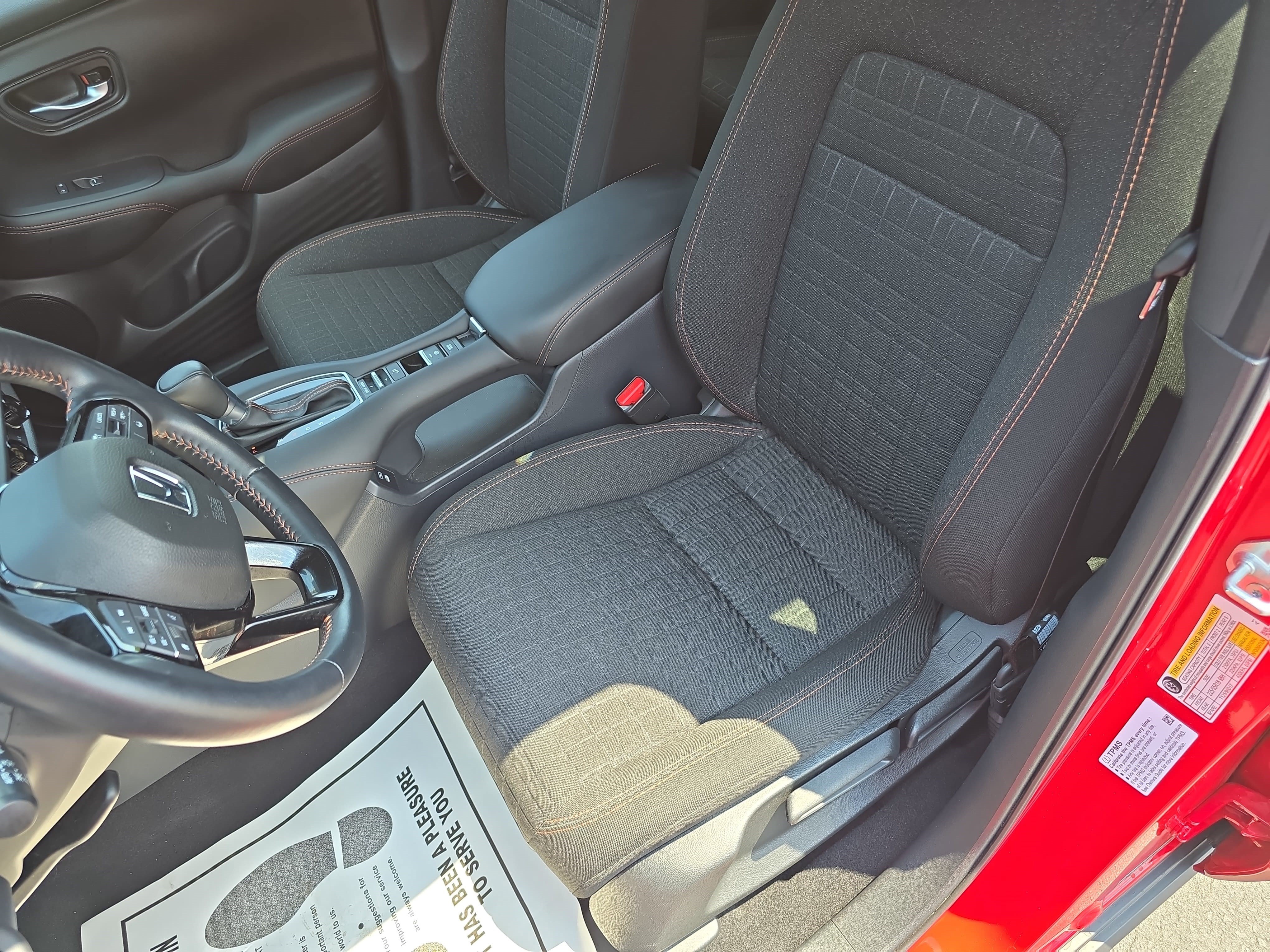 Used 2025 Honda HR-V Sport image 14