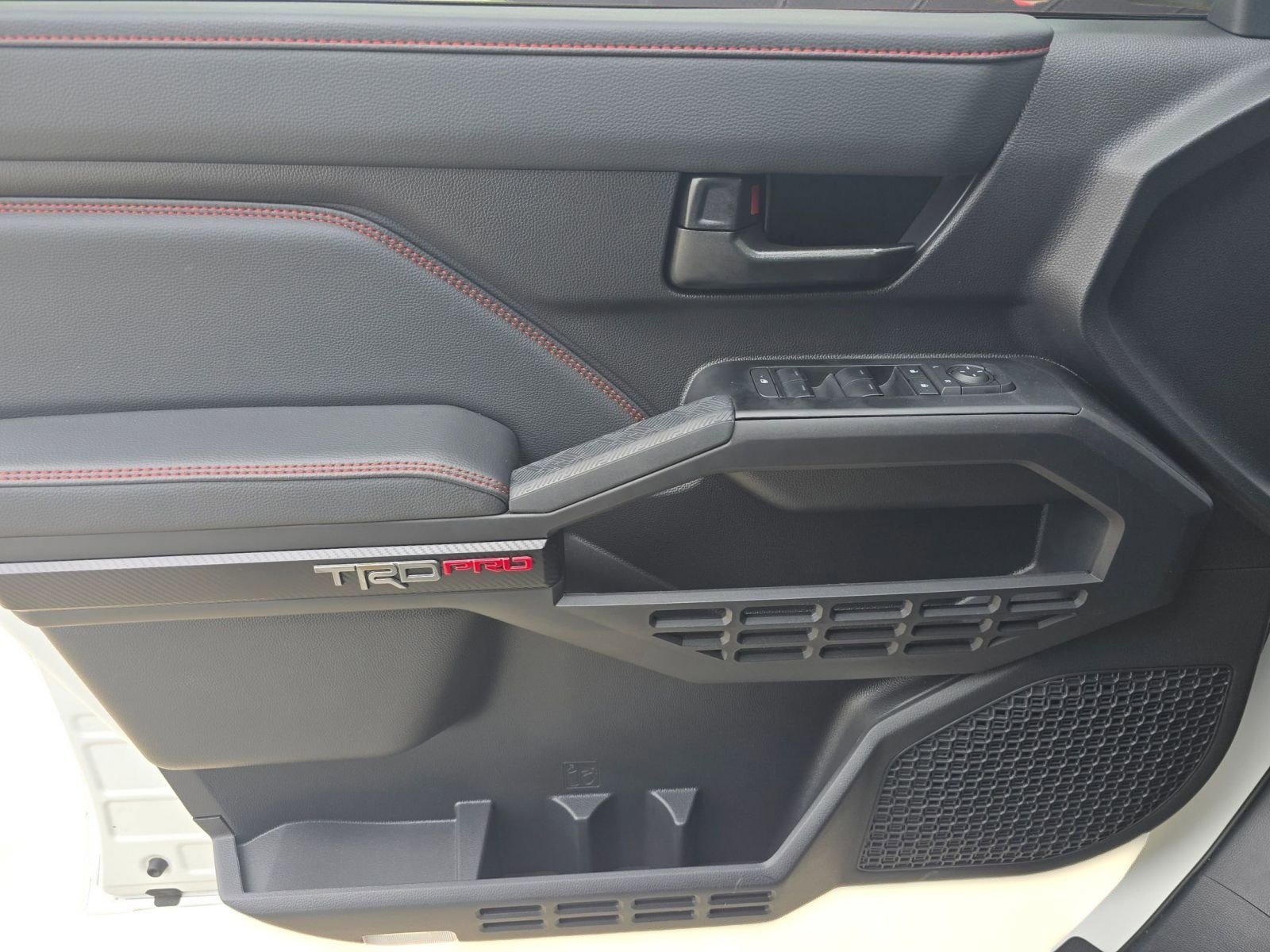 Used 2025 Toyota Tacoma TRD Pro image 22