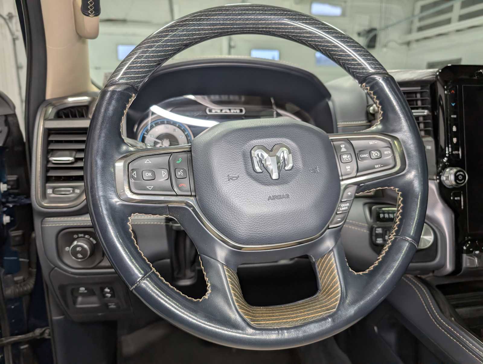 Used 2021 RAM 1500 Limited AWD/4WD image 33