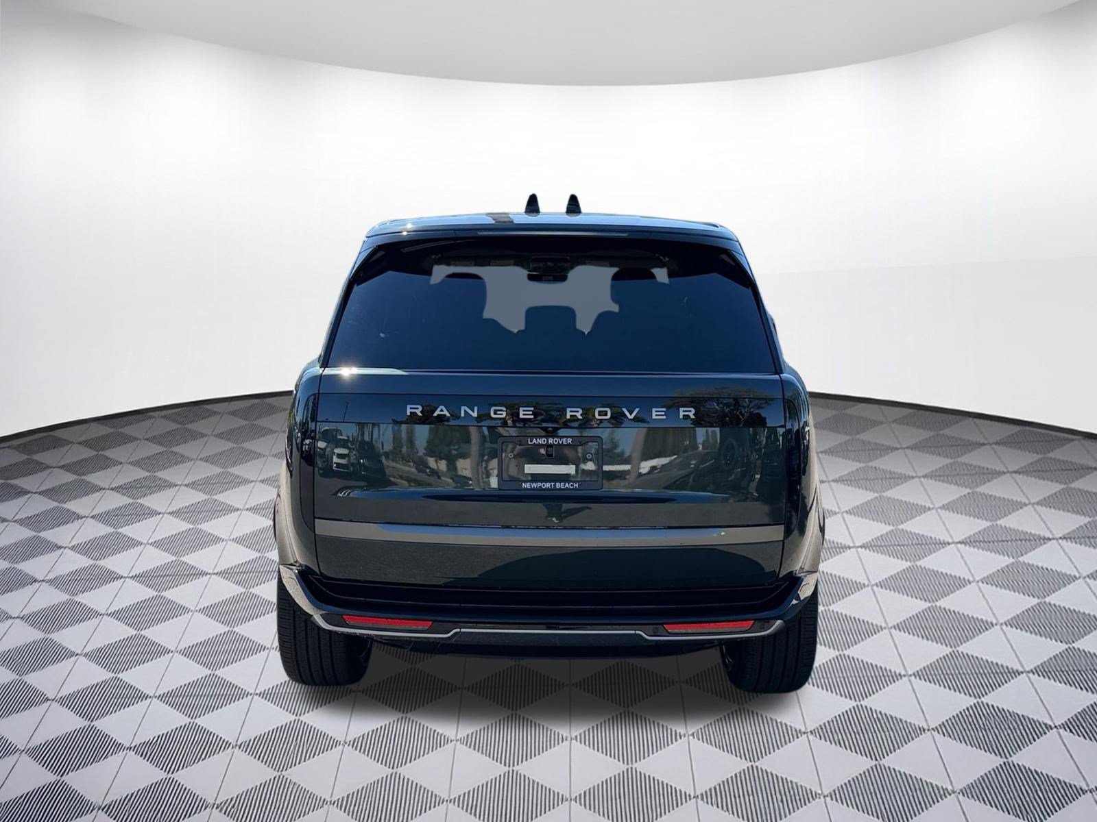 New 2026 Land Rover Range Rover Long Wheelbase SE AWD/4WD image 10