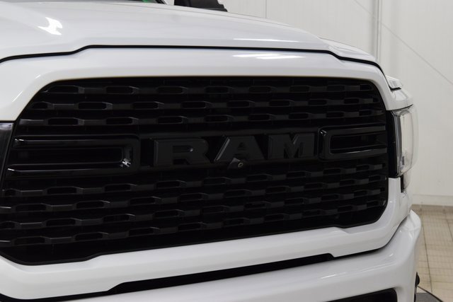 Used 2022 RAM 3500 Big Horn w/ Night Edition image 9