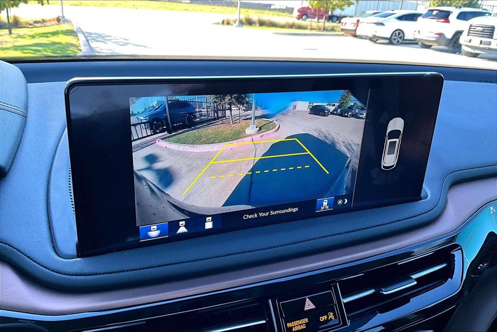 Certified 2025 Acura MDX w/ Technology Package FWD image 27