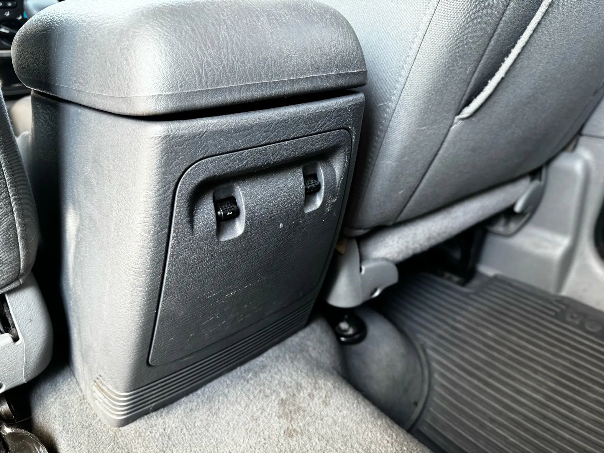 Used 2005 Jeep Liberty Renegade image 12