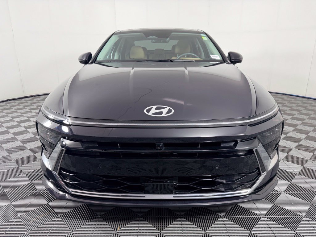 Used 2026 Hyundai Sonata Limited FWD image 3