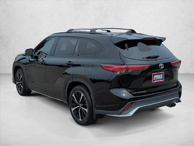 Used 2021 Toyota Highlander XSE FWD image 5