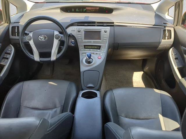 Used 2015 Toyota Prius Four FWD image 16