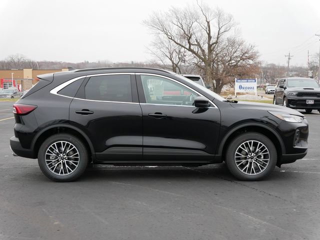 New 2026 Ford Escape SE FWD image 8