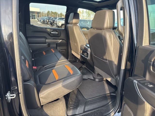 Used 2022 GMC Sierra 1500 AT4 w/ AT4 Premium Package AWD/4WD image 14