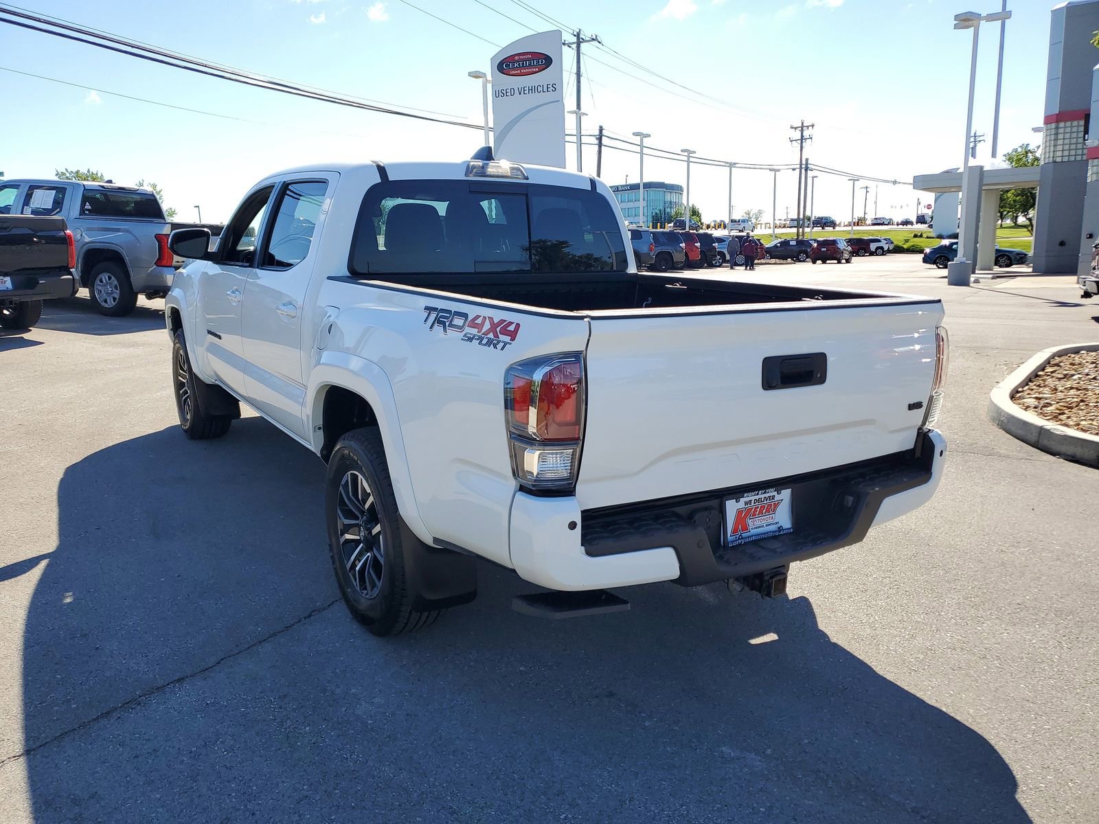 Certified 2023 Toyota Tacoma TRD Sport w/ Advanced Technology Package AWD/4WD image 3