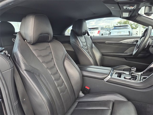 Used 2023 BMW M850i xDrive Convertible image 21