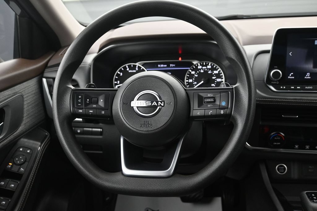 Certified 2023 Nissan Rogue SV AWD/4WD image 30