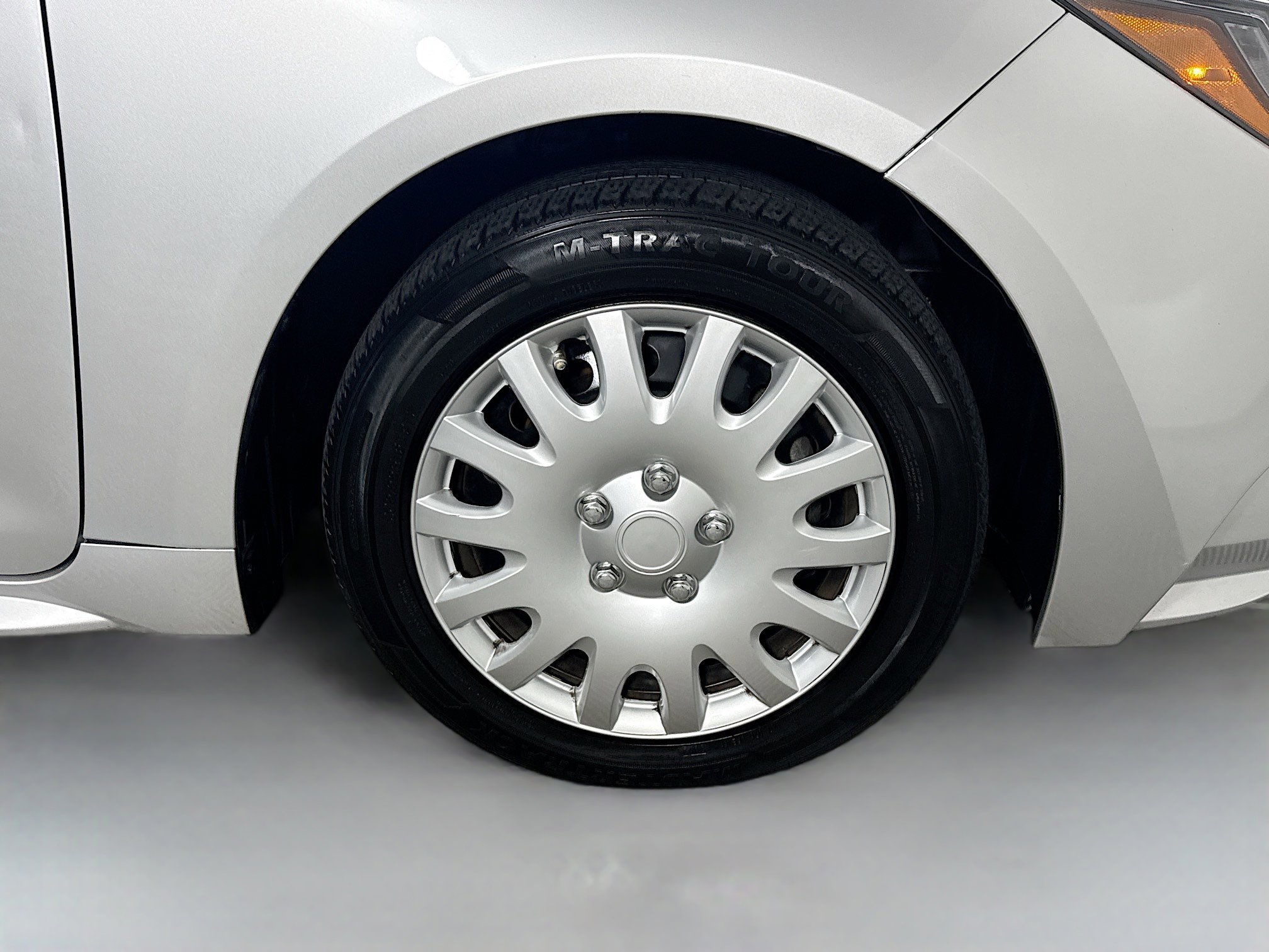Used 2020 Toyota Corolla LE FWD image 31