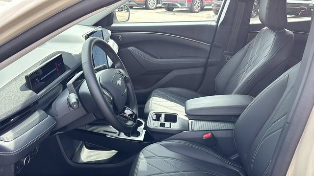 Used 2025 Ford Mustang Mach-E Select AWD/4WD image 23