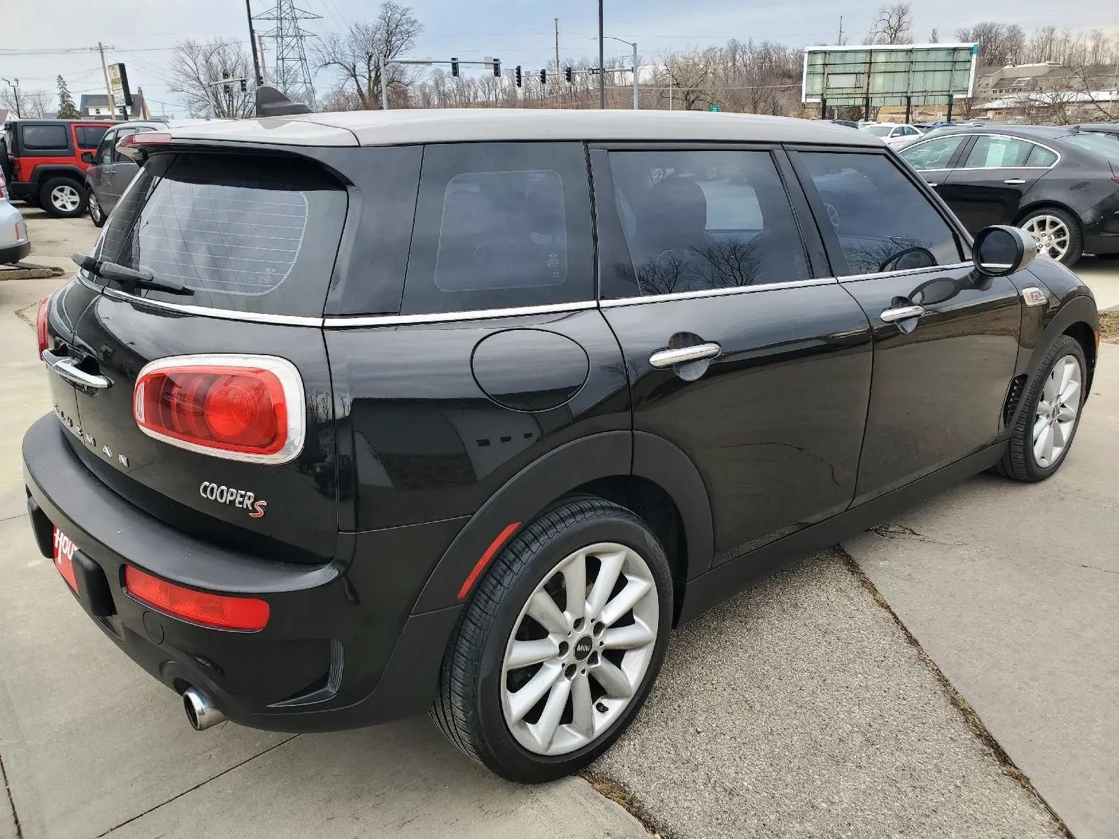 Used 2017 MINI Cooper Clubman S FWD image 6