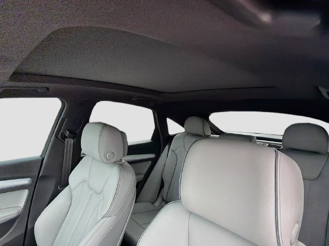 Used 2024 Audi Q5 2.0T Premium Plus AWD/4WD image 26