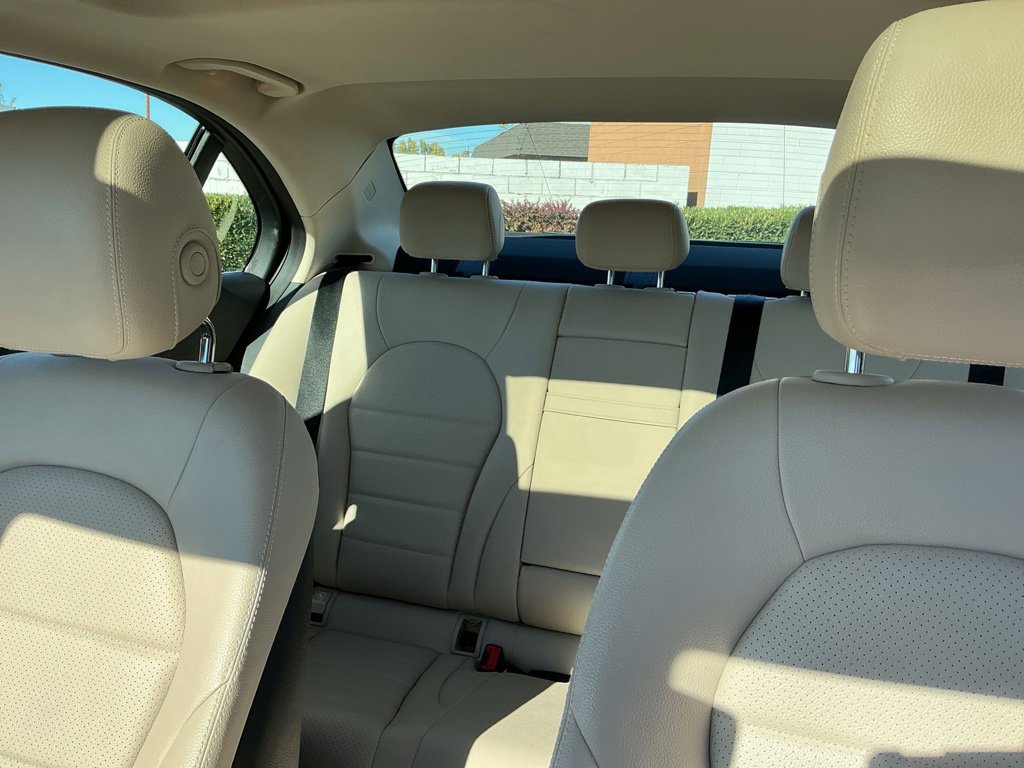Used 2020 Mercedes-Benz C 300 4MATIC Sedan image 13