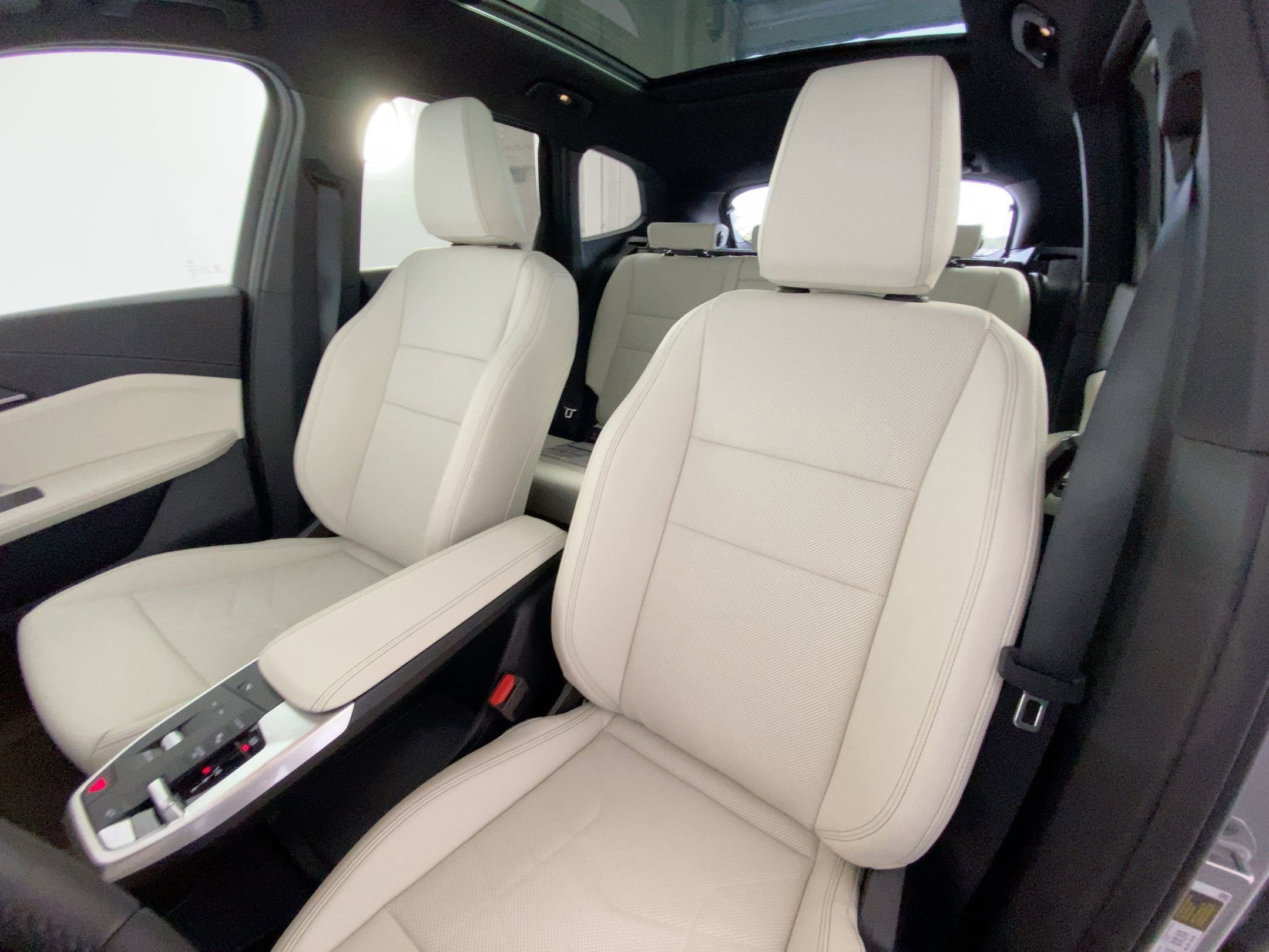 Used 2026 BMW X1 xDrive28i w/ Convenience Package image 23